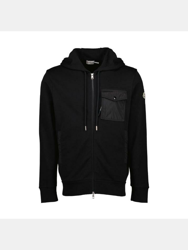 [몽클레어] 25FW 로고 패치 원 포켓 후드집업 블랙 8G000 72 89A8F 999