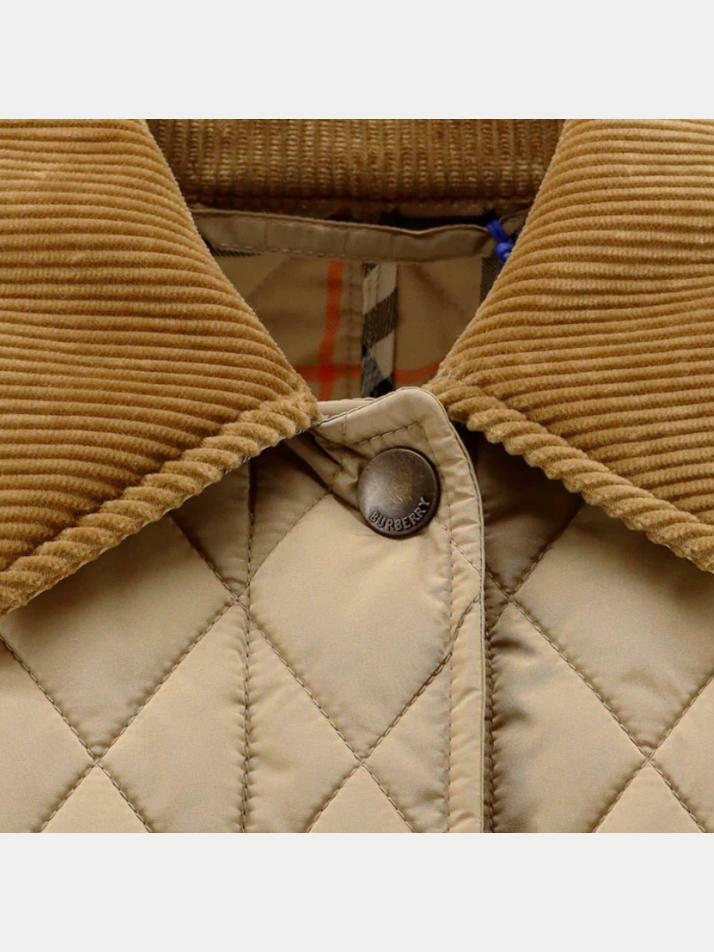 [버버리] 25FW 도셋 DORSET 다이아 퀄팅 자켓 베이지 8107511