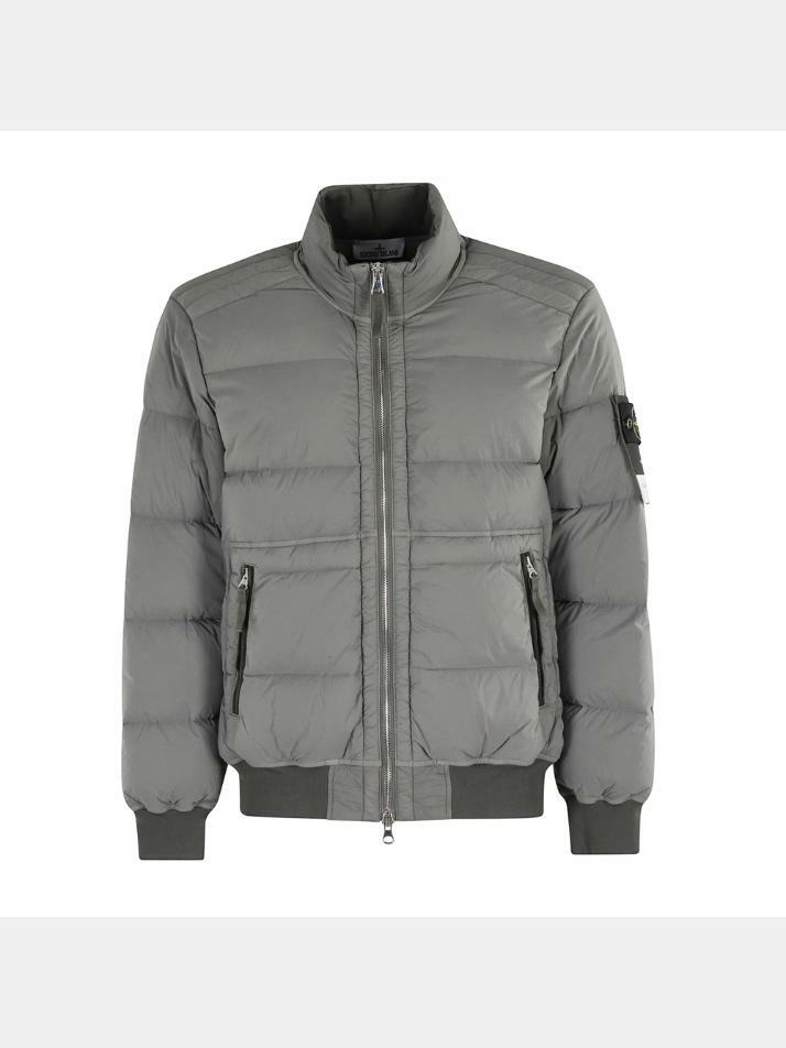 [스톤 아일랜드] 25FW 와펜 심리스 터널 나일론 패딩자켓 그레이 K2S15 4100039 S0028 V006B