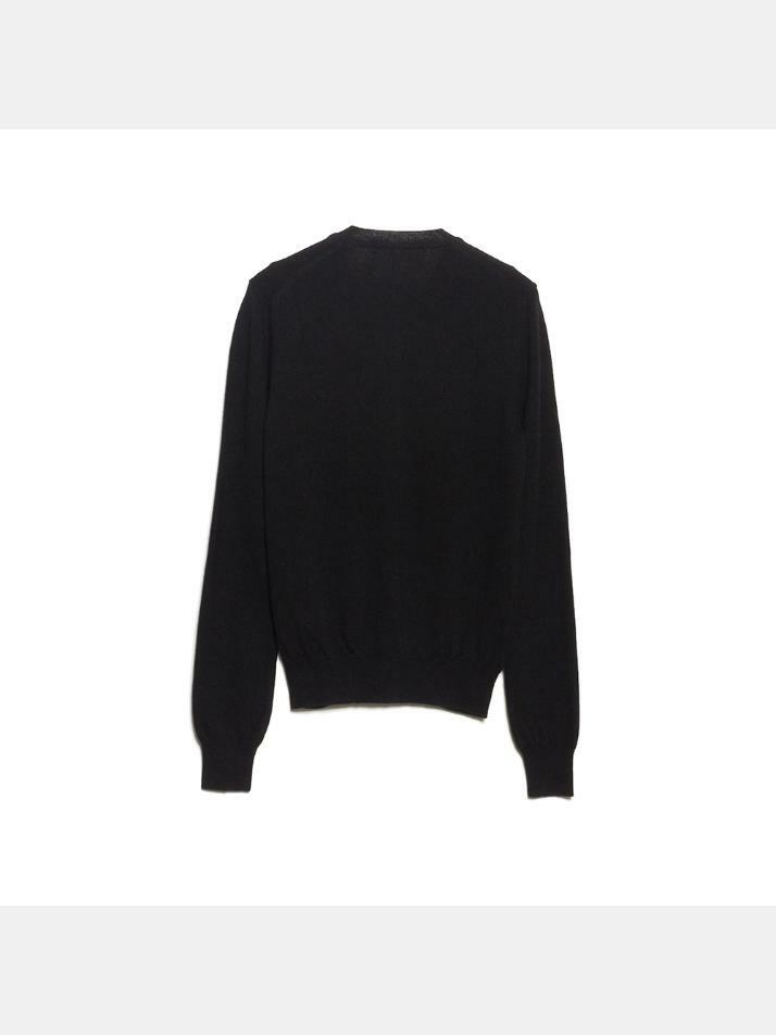 [꼼데가르송] 25FW 레드 와펜 브이넥 가디건 AX-N007-051-1