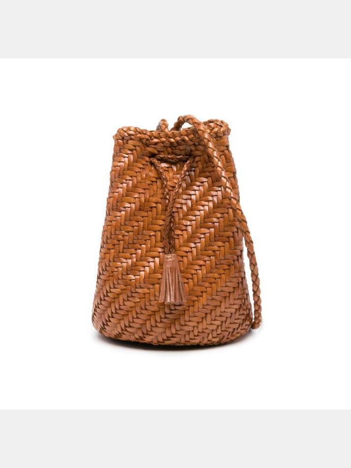 [드래곤 디퓨전] 25FW 폼폼 더블 점프 버킷백 탄 8838 TAN