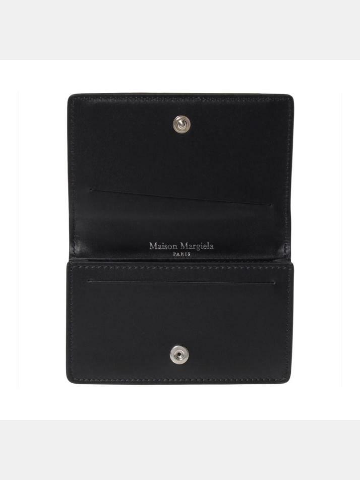 [메종 마르지엘라] 25FW 시그니처 스티치 폴드 카드지갑 블랙 SA3VX0005 P4745 T8013