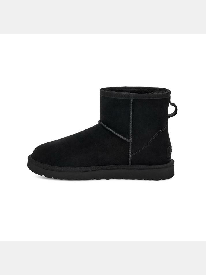 [어그] 25FW 클래식 미니 사이드 로고 ll 부츠 블랙 1134962 BLK