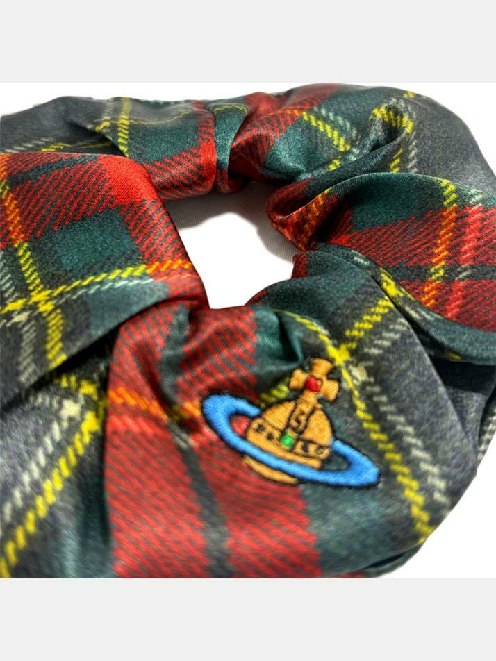 [비비안웨스트우드] 26SS 타탄 프린티드 스크런치 스몰 81020021 W01BF M411