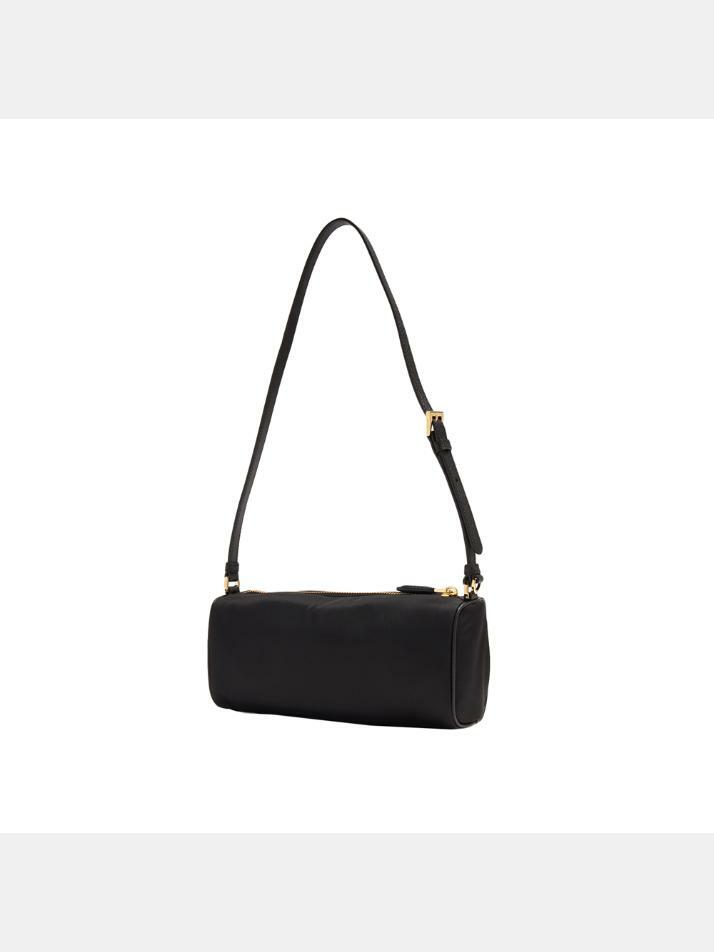 [프라다] 26SS 삼각로고 리나일론 파우치 숄더백 블랙 1NE058 2C05 F0002