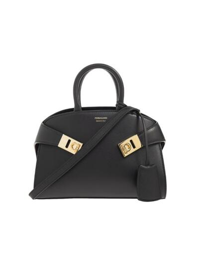 [페라가모] 26SS 허그 미니 토트/숄더백 블랙 21-5975 0768853
