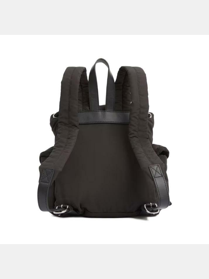 [비비안웨스트우드] 26SS ORB 은장 로고 하이랜드 스몰 백팩 블랙 4A03000AU W019E N403