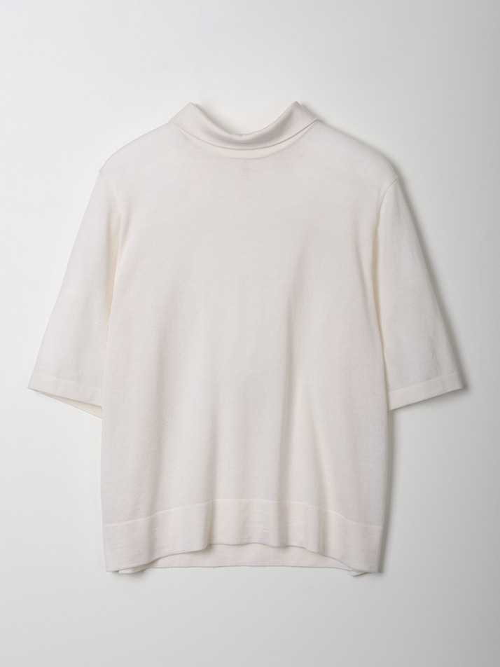 merino wool 70% silk 30% | back button knit top - White