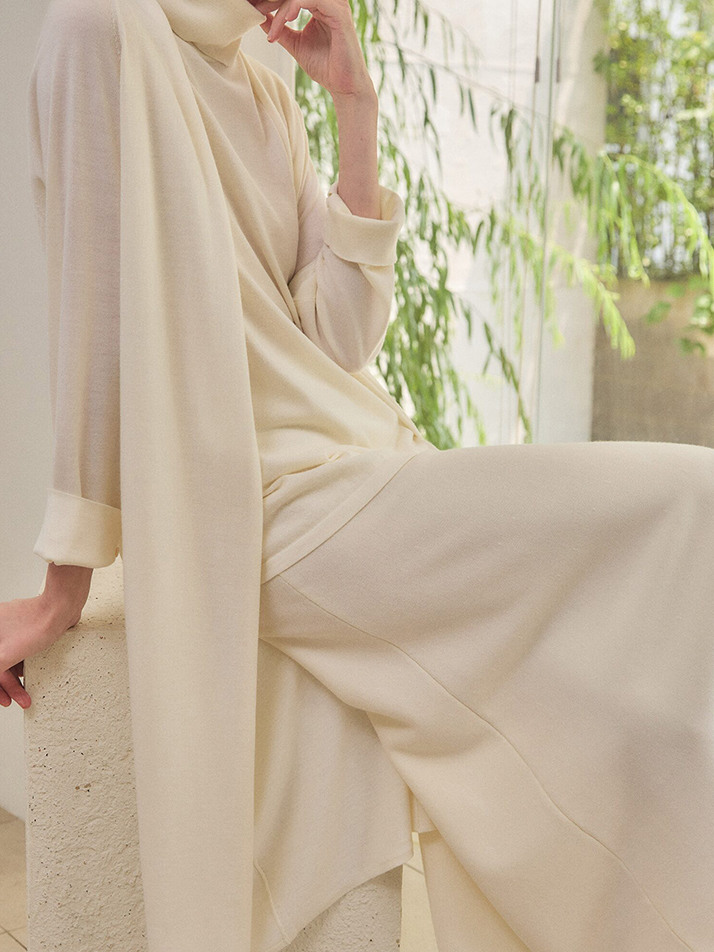 merino wool 70% silk 30% | open front long cardigan - White