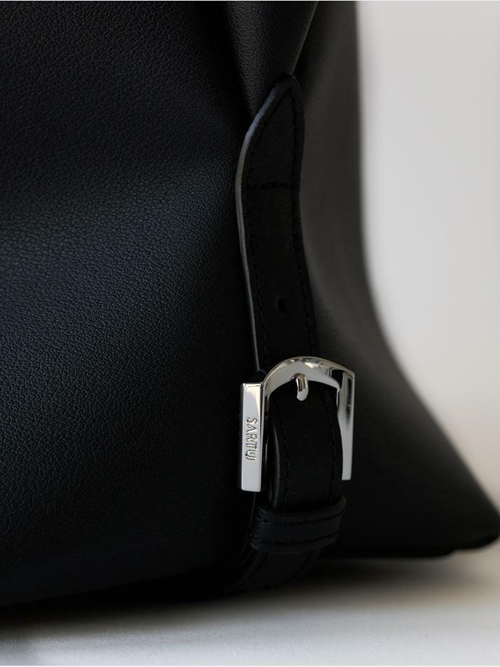 TYE 숄더백 (Black)