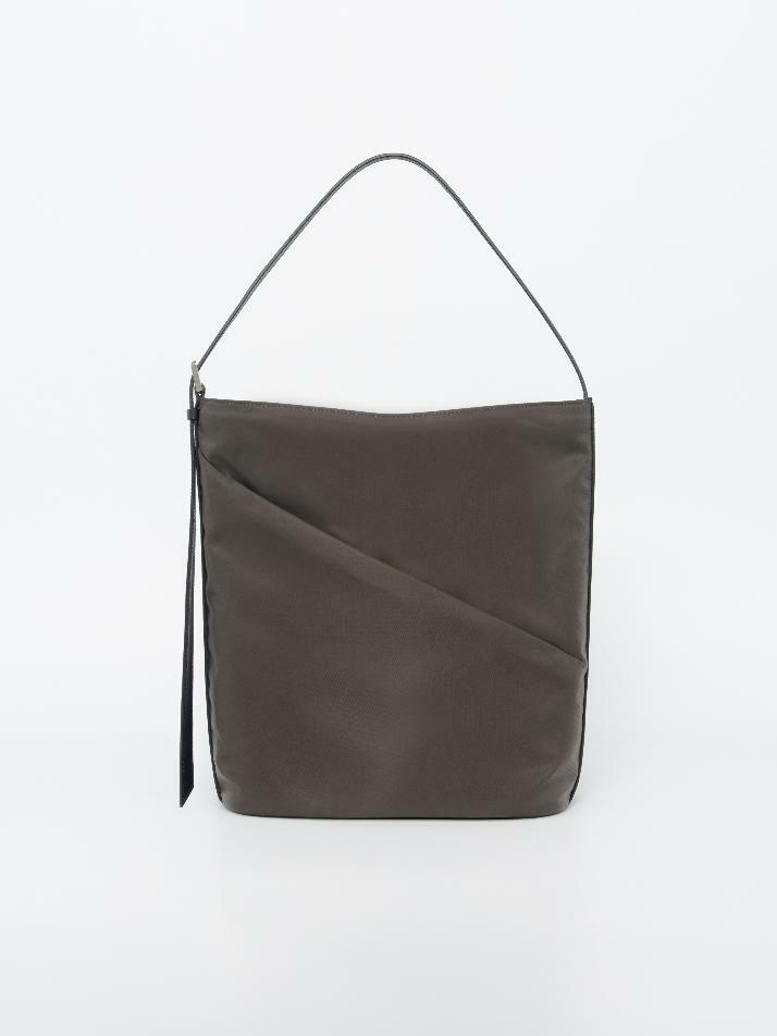 Nov hobo 나일론 백 (Dark brown)