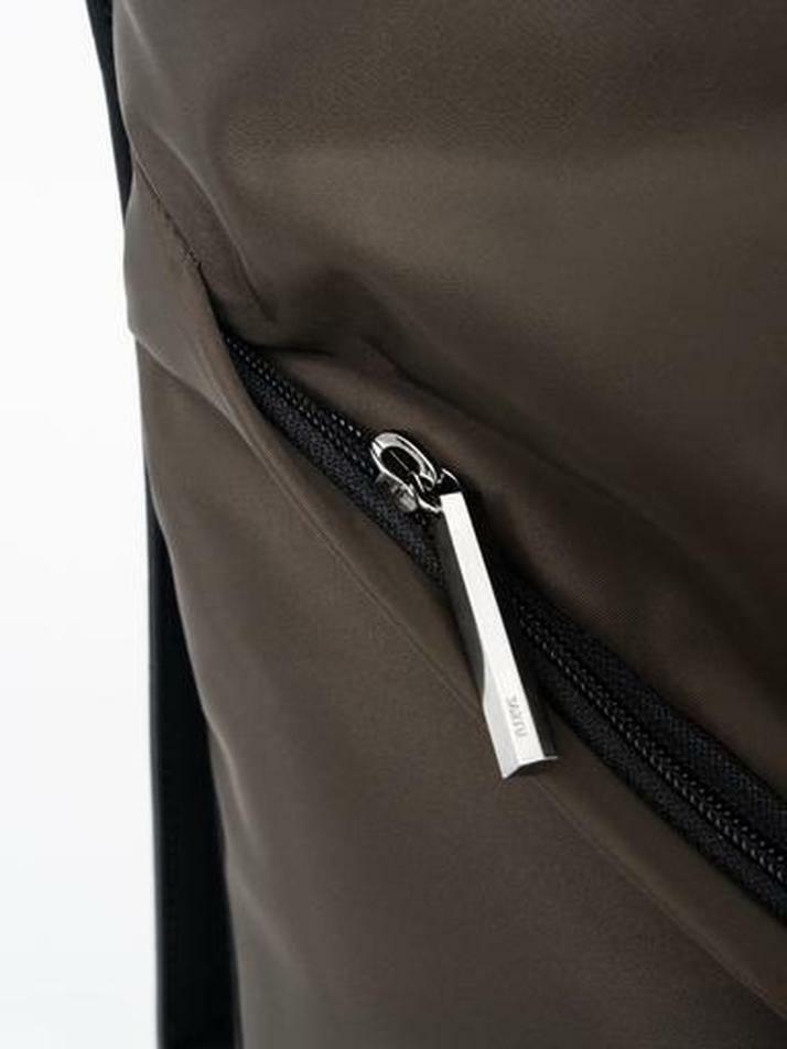 Nov hobo 나일론 백 (Dark brown)
