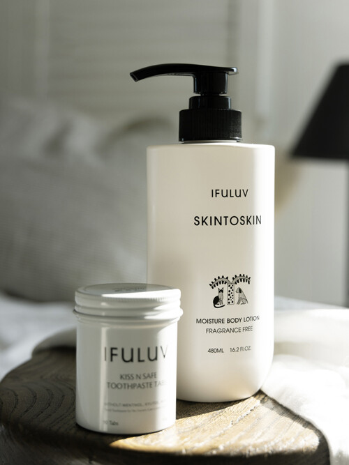 (바스세트) 이퓨럽 고보습 스킨투스킨 모이스쳐 바디로션+키스앤세이프 고체치약 2종