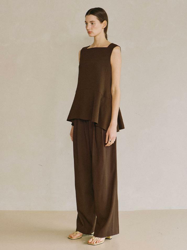 Sleeveless Peplum Top Brown