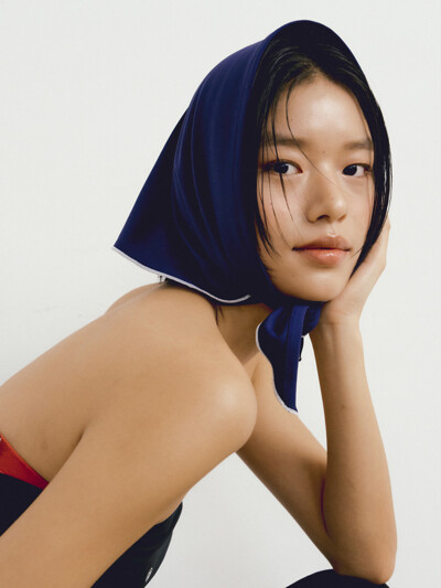 티나 에센셜 썬 스카프