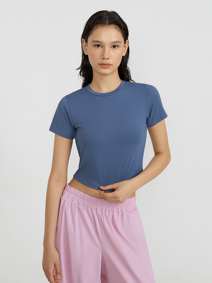 티나 올데이 슬림핏 크롭탑