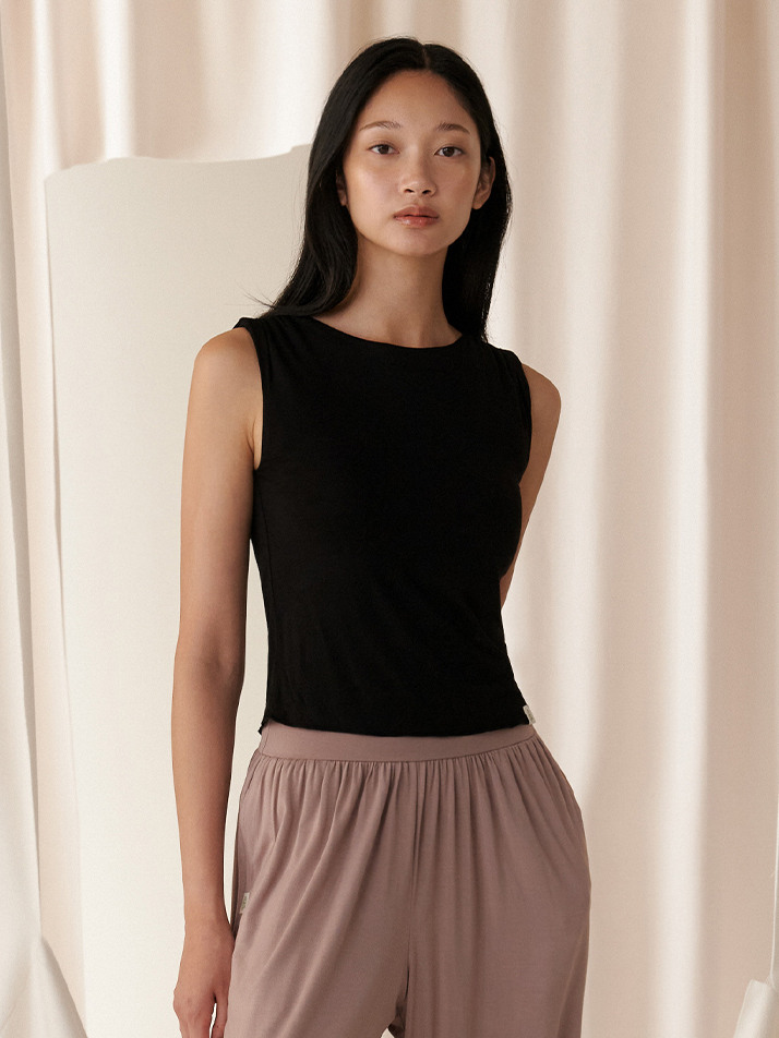 반다 숄더 셔링 탑