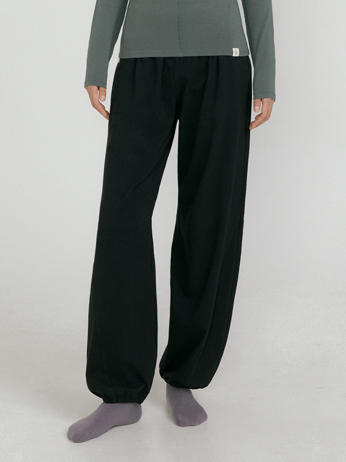 반다 라인컷 다트 팬츠