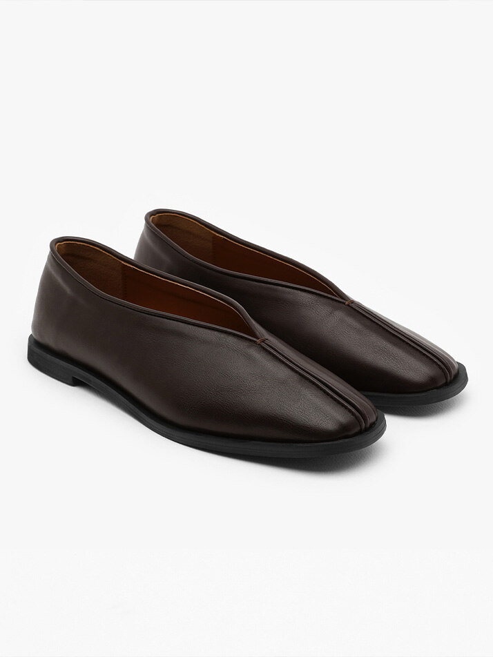 ODE V-Cut Flats