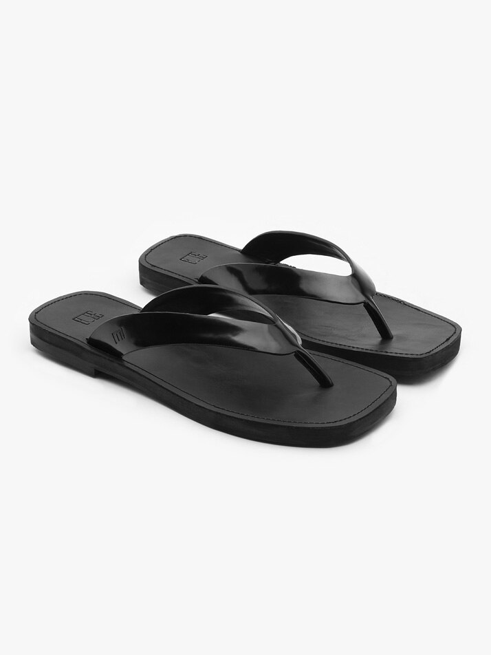 TOVE Flat Slides (2color)