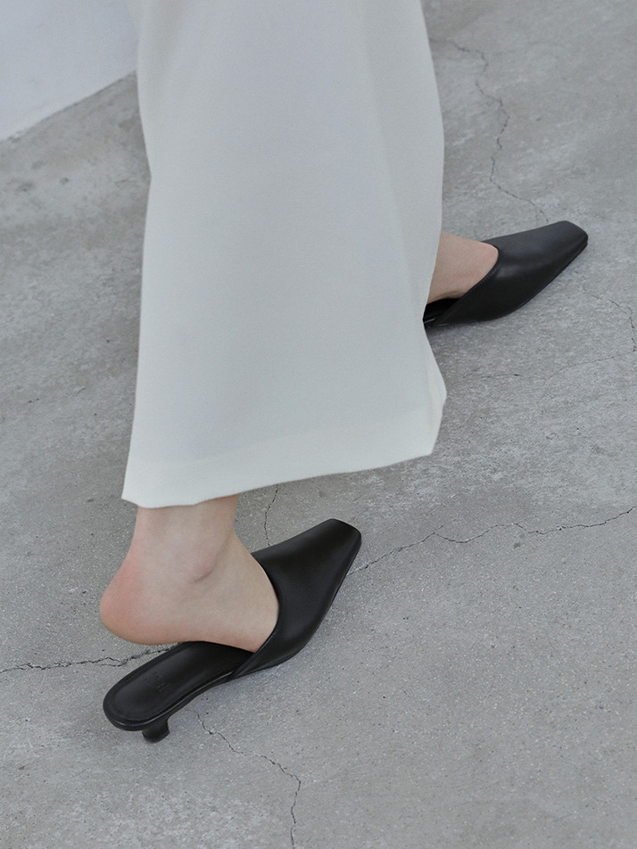 KIO Square Mules (2color)