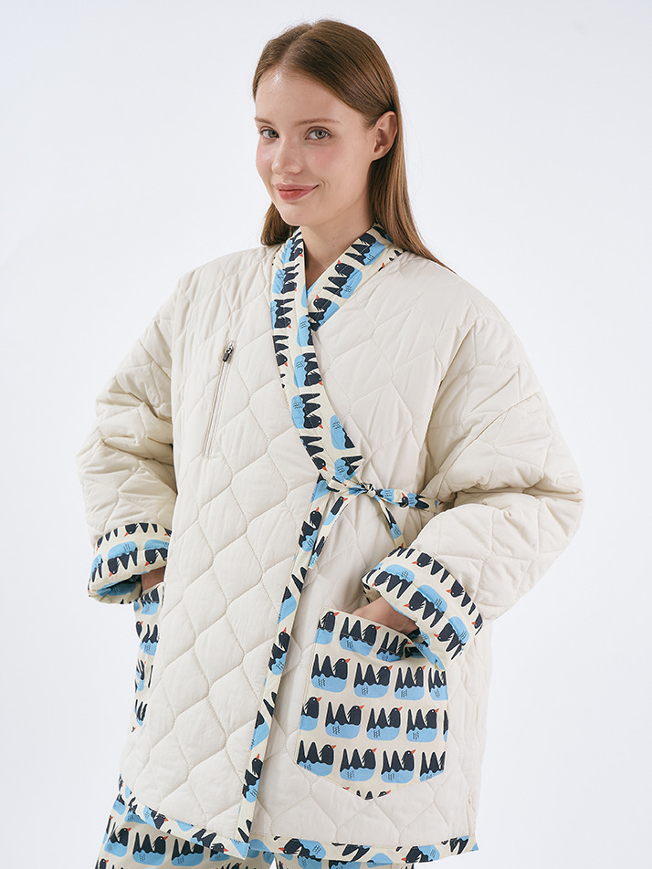  양면으로 돌려입는 누빔 재킷 홈워머 집안에서도 밖에서도 따듯하고 포근하게