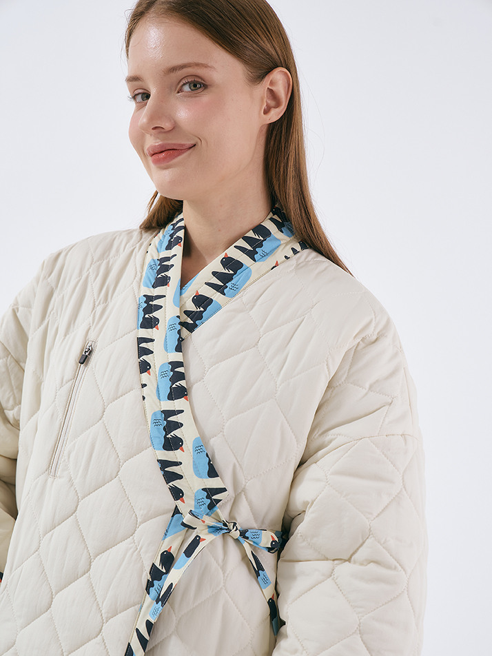  양면으로 돌려입는 누빔 재킷 홈워머 집안에서도 밖에서도 따듯하고 포근하게