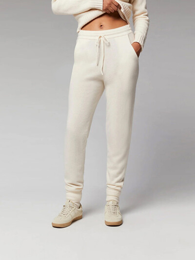 Basic Straight Joggers Ivory