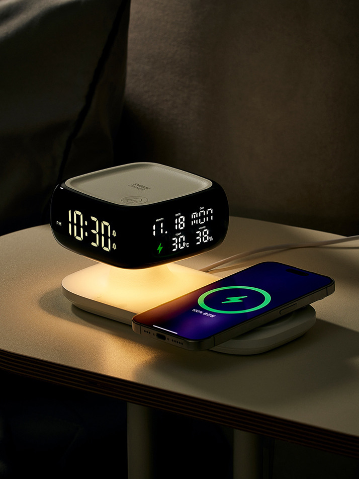 OWC시계 마노 15W 고속무선충전 무드등 알람 탁상시계