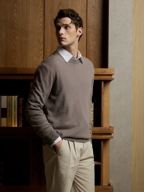 파인 캐시미어 100 크루넥 니트 [모카]