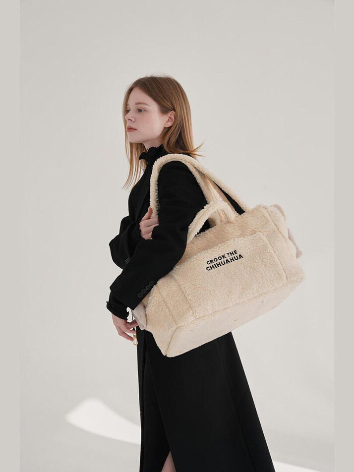 테디 시어링 부클 이동 가방 | Teddy Shearing Boucle Bag