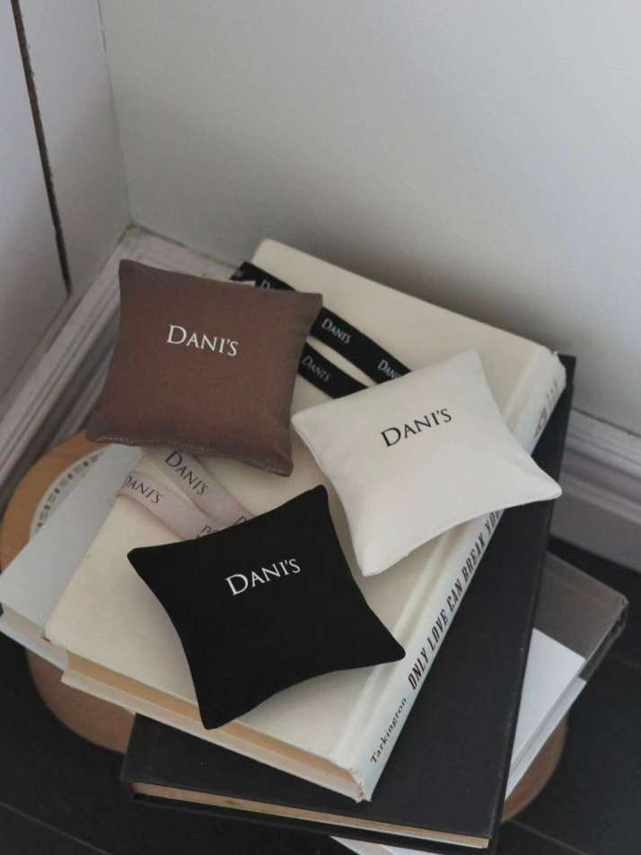 차량용 방향제 걸이 [가든스]