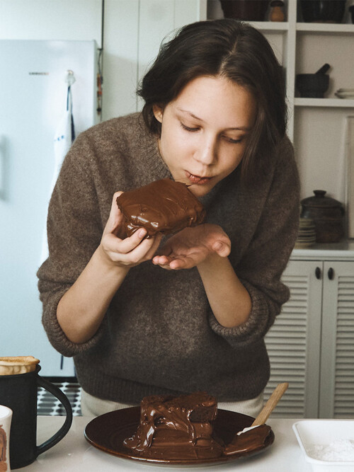 WOMAN ALPACA SHAGGY KNIT MOCHA