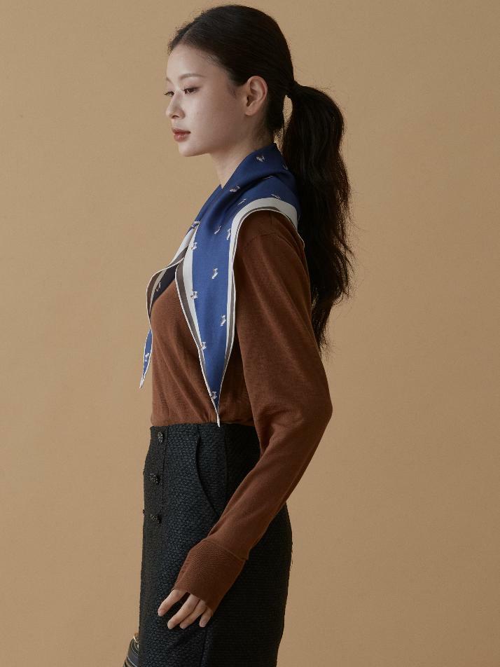 다이아몬드 네이비 _ 스카프