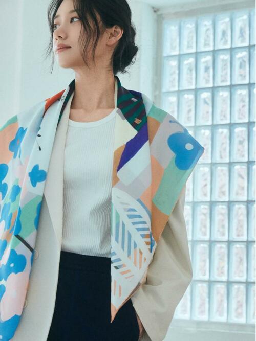 스퀘어_블로썸 가든 스카프