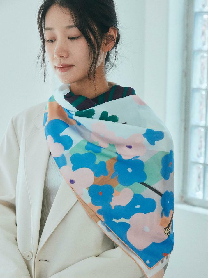 스퀘어_블로썸 가든 스카프