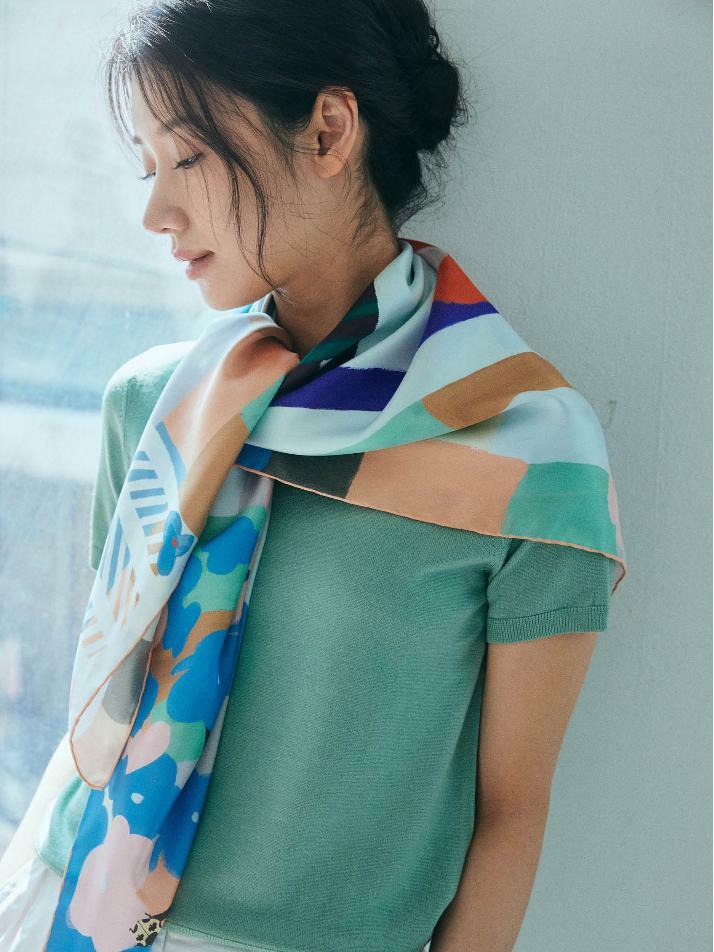 스퀘어_블로썸 가든 스카프