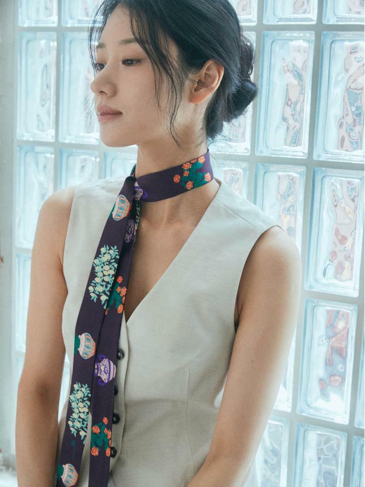 트윌리L _ 미드나잇 가든 실크 스카프