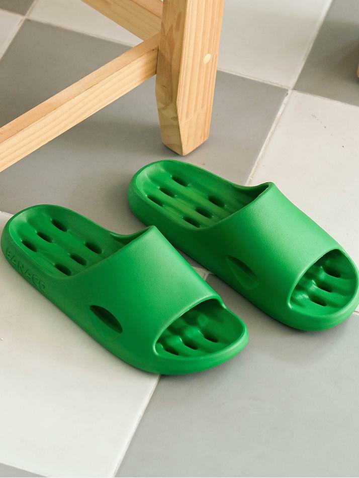 바나코 토브 슬리퍼