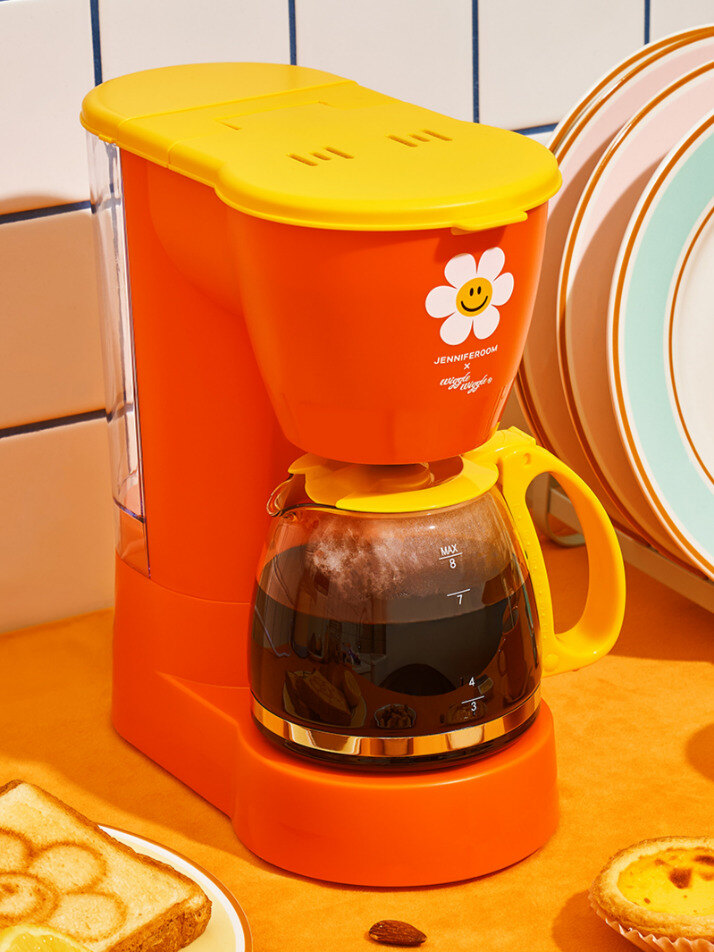 제니퍼룸 x 위글위글 드립 커피머신