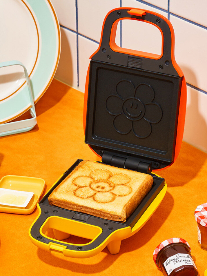 제니퍼룸 x 위글위글 와플메이커