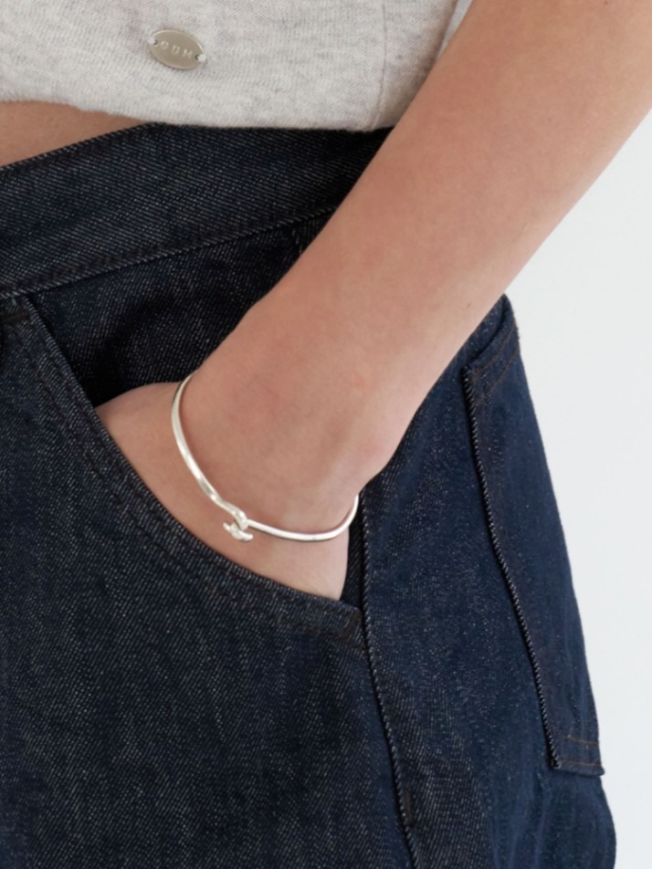 GBH APPAREL KNOT BANGLE / SILVER