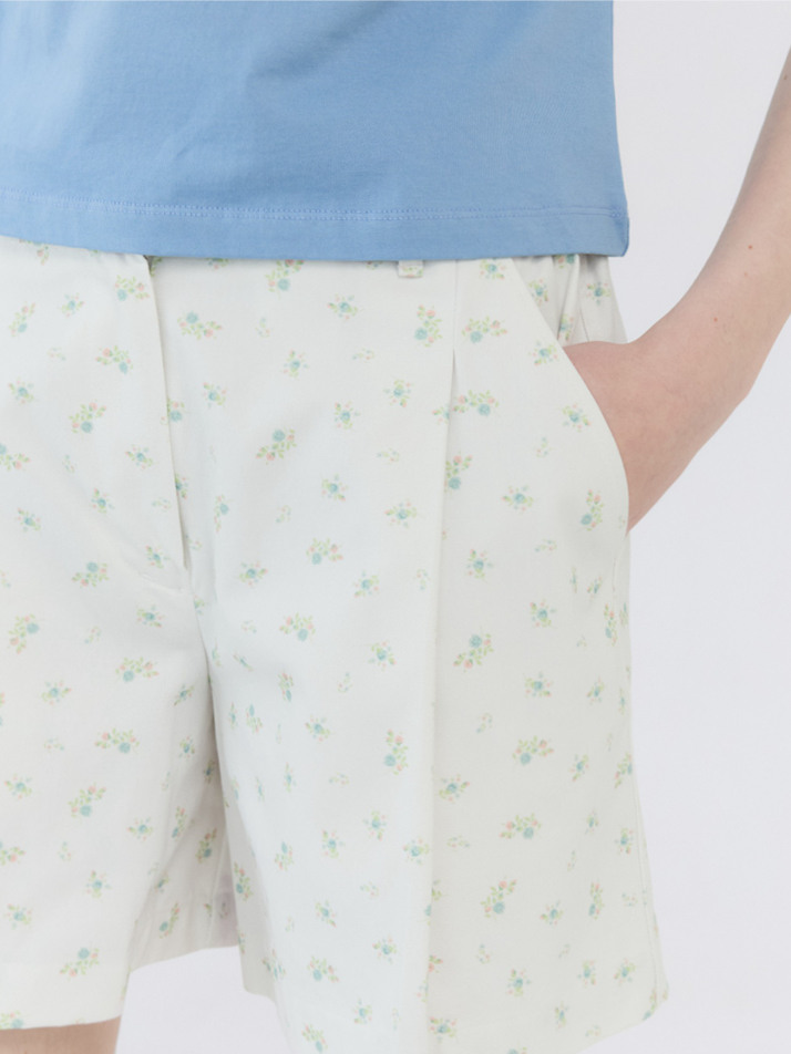 BERMUDA SHORTS / FLOWER