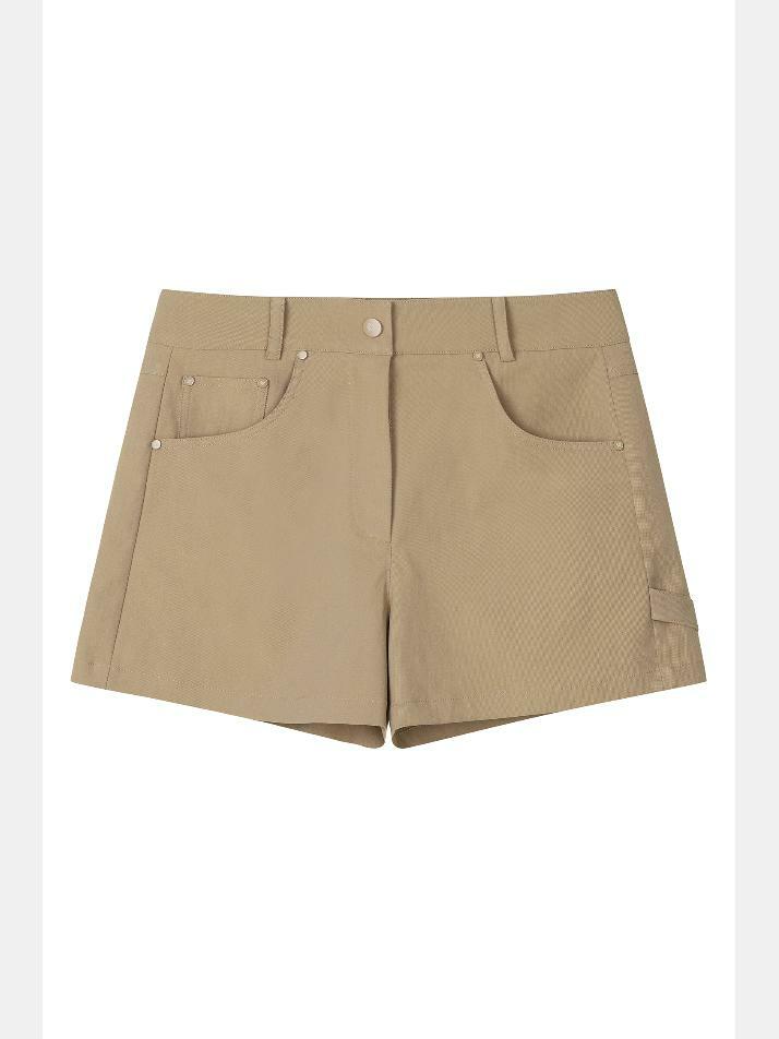 BB LEGACY FIT WOMEN SHORTS_BEIGE