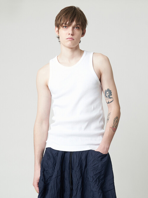 AU51TN09 M_리브드 슬리브리스 탑_화이트