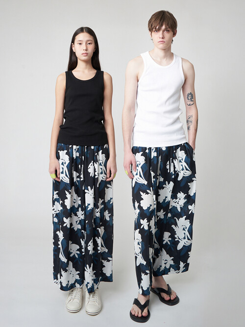 AU51PT07 플로럴 와이드팬츠_블랙