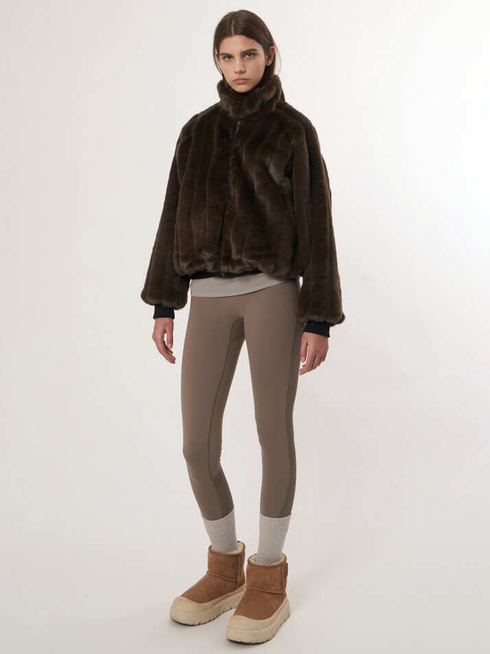 AW52OT03_리버시블 밍크점퍼_다크브라운