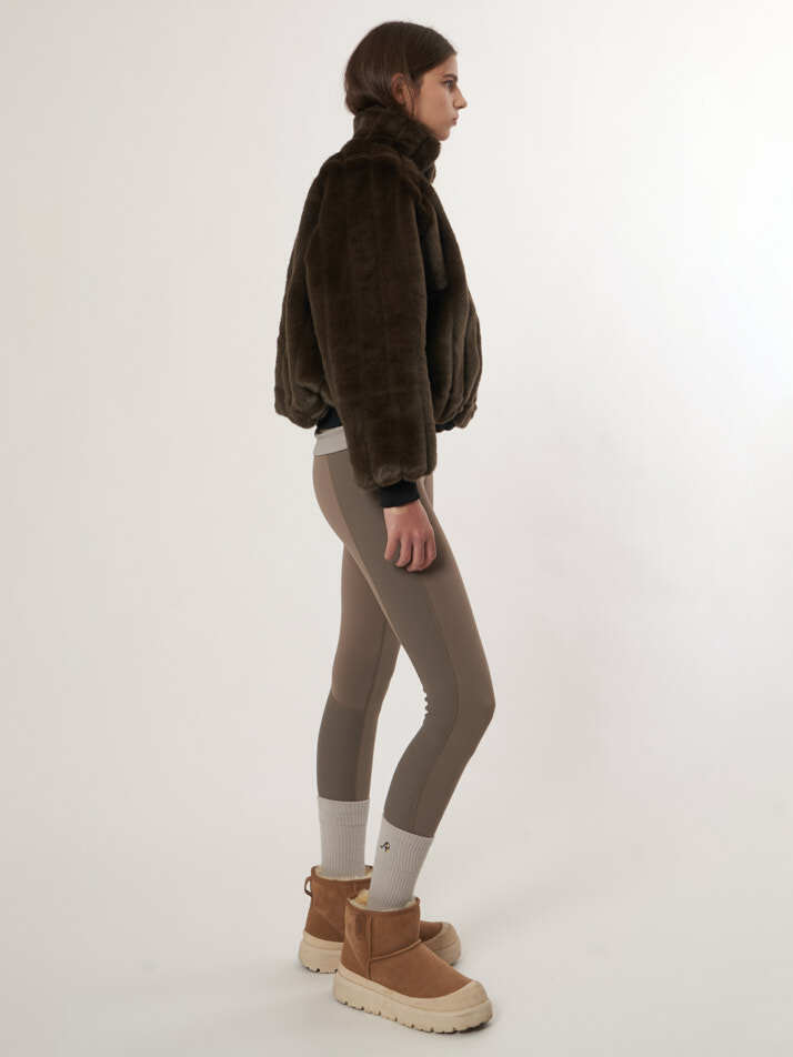 AW52OT03_리버시블 밍크점퍼_다크브라운