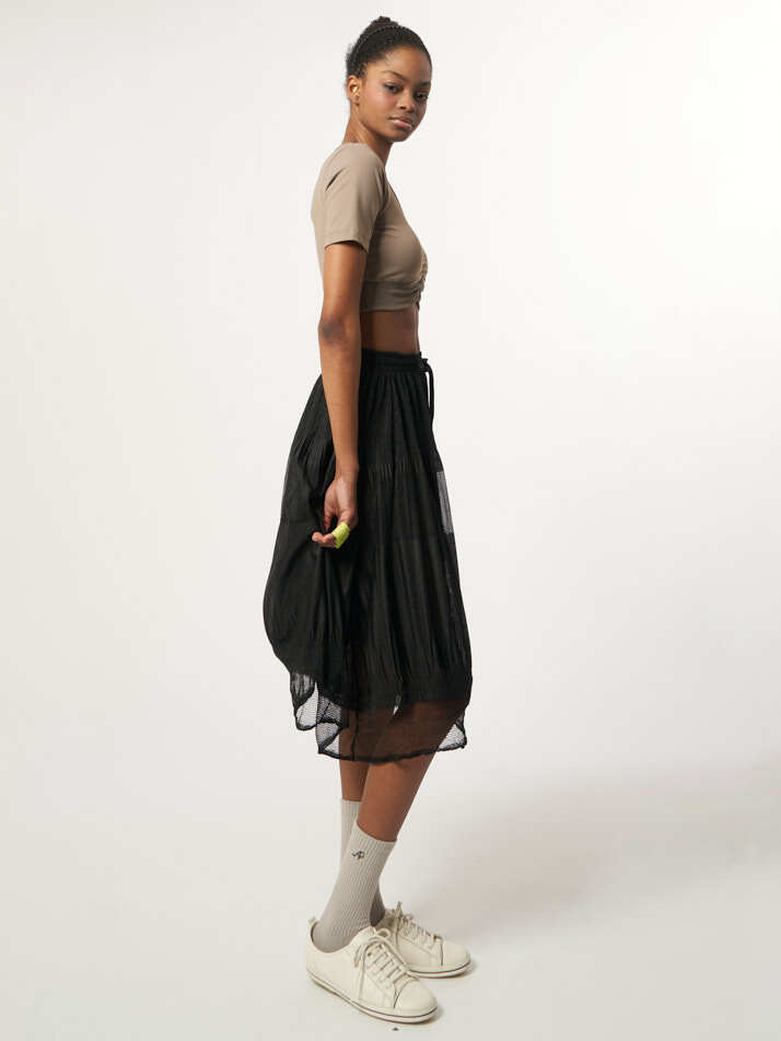 AW61SK01_시어 튤 스커트_블랙