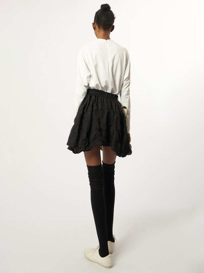 AW61PS02_더블 도트 볼륨 G 쇼츠_블랙